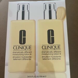 2-pack Clinique Dramatically Different Moisturizing Lotion